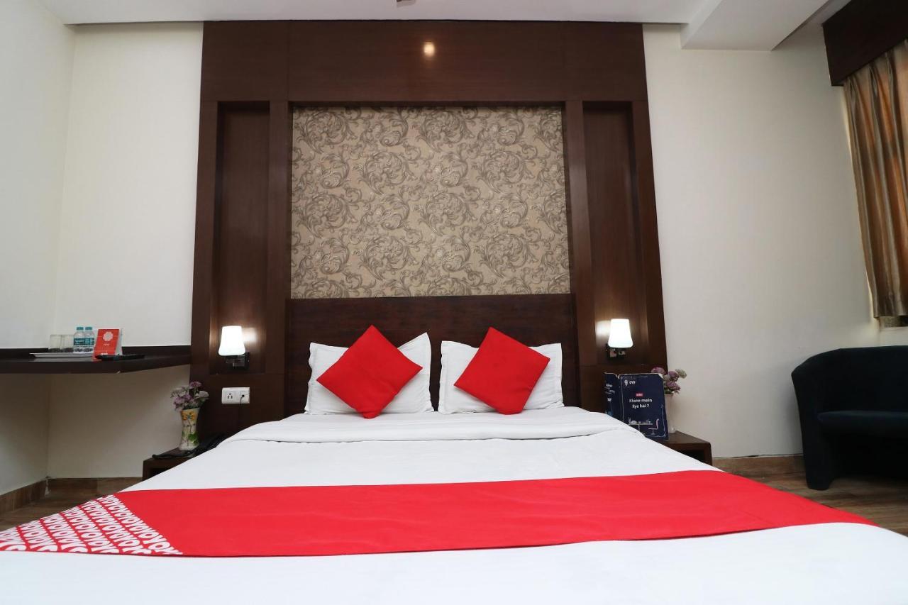ניו דלהי Oyo 18753 Hotel Glance Inn מראה חיצוני תמונה