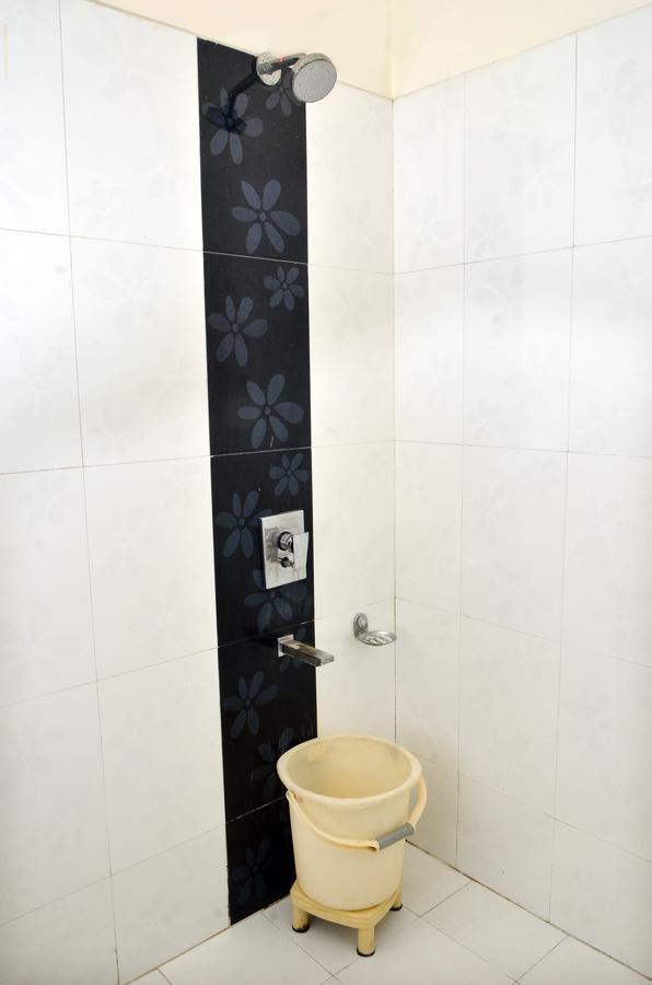 ניו דלהי Oyo 18753 Hotel Glance Inn מראה חיצוני תמונה