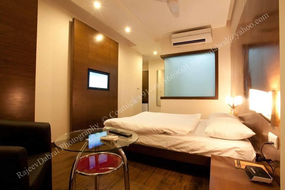 ניו דלהי Oyo 18753 Hotel Glance Inn מראה חיצוני תמונה
